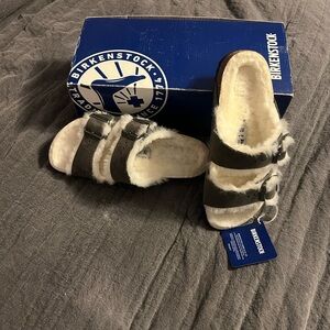 Birkenstock grey Sherpa lined
 Fuzzy Sandals